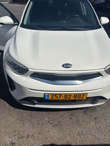 מודעת רכב קיה סטוניק