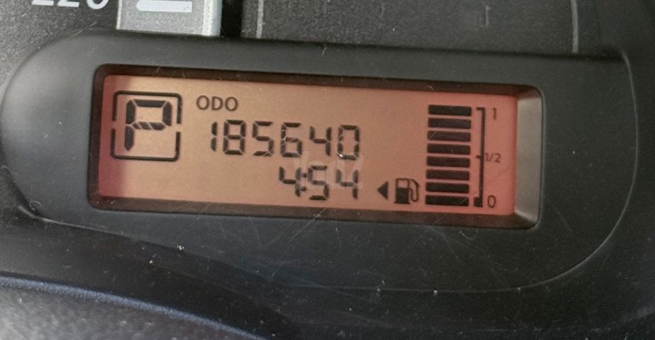 מודעת רכב ניסאן מיקרה