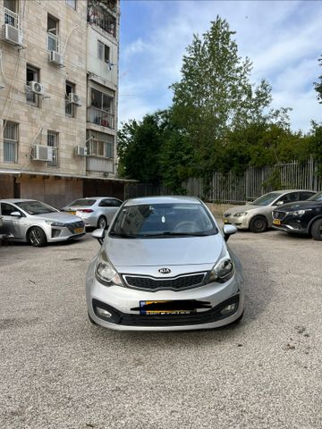 מודעת רכב קיה ריו