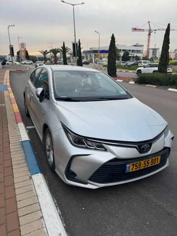 מודעת רכב טויוטה קורולה