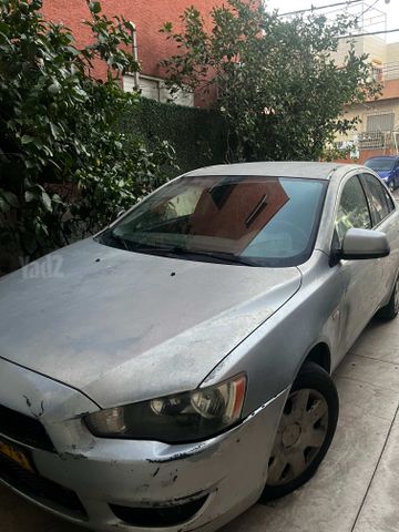 מודעת רכב מיצובישי לנסר