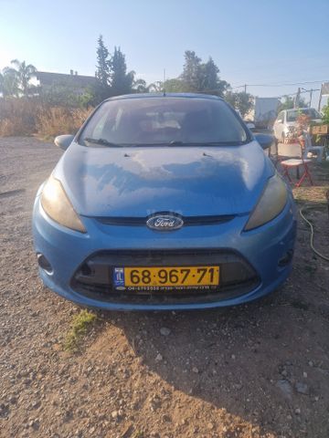 מודעת רכב פורד פיאסטה