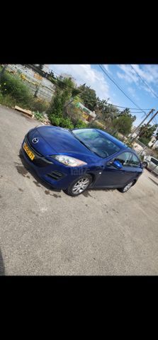 מודעת רכב מאזדה 3