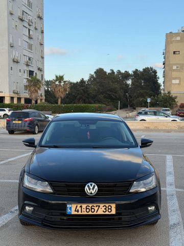 מודעת רכב פולקסווגן ג'טה