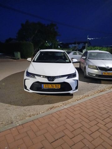 מודעת רכב טויוטה קורולה