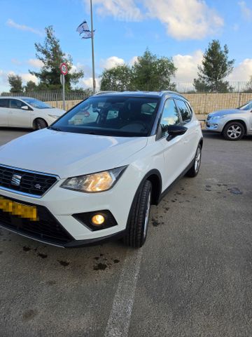 מודעת רכב סיאט ארונה