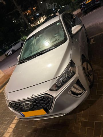 מודעת רכב יונדאי איוניק