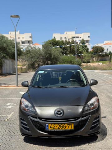 מודעת רכב מאזדה 3
