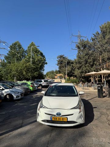 מודעת רכב טויוטה פריוס
