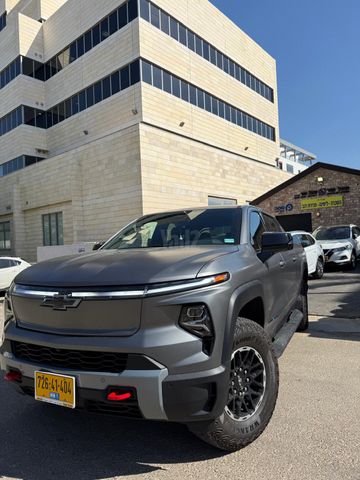 מודעת רכב שברולט סילברדו EV