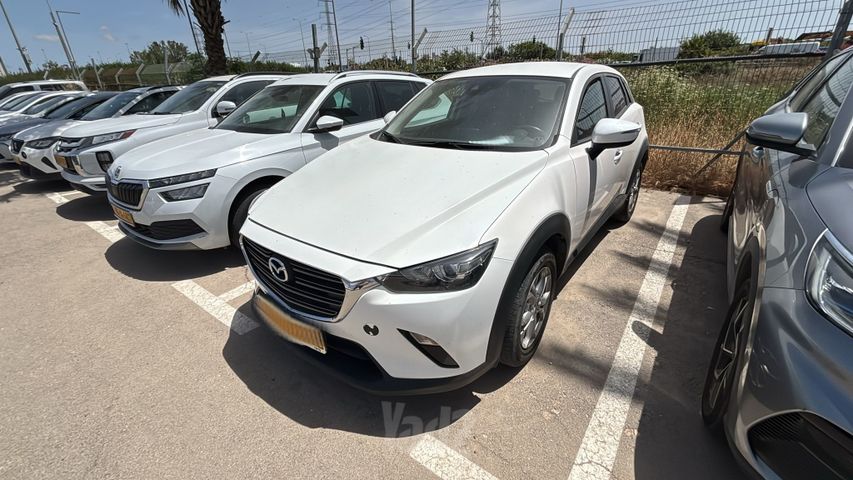 מודעת רכב מאזדה CX-3
