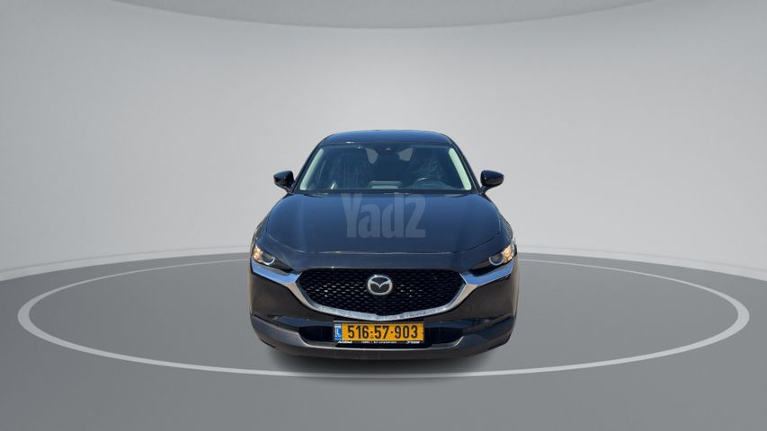 מודעת רכב מאזדה CX-30