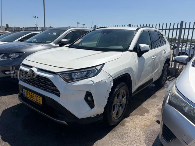 מודעת רכב טויוטה RAV4