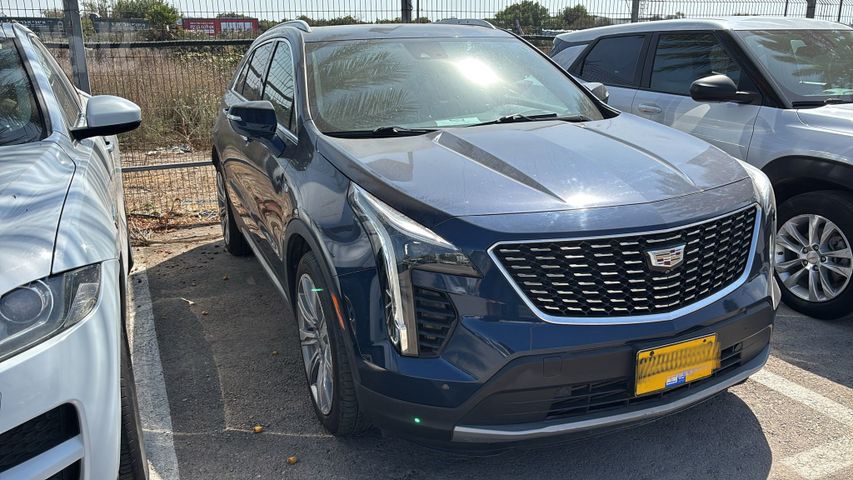 מודעת רכב קאדילק XT4
