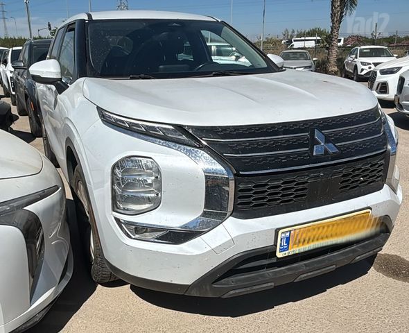 מודעת רכב מיצובישי אאוטלנדר