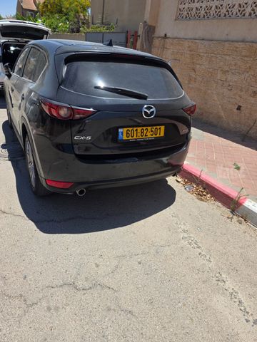 מודעת רכב מאזדה CX-5