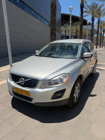 מודעת רכב וולוו XC60