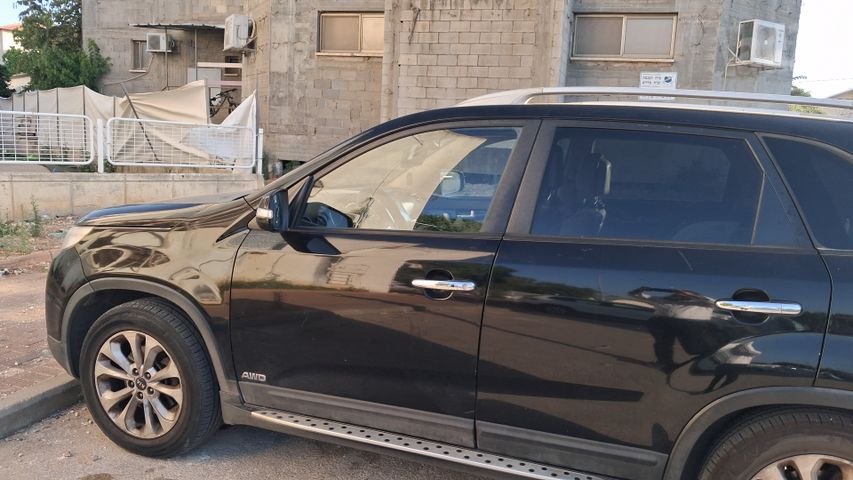 מודעת רכב קיה סורנטו