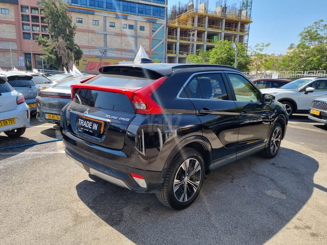מודעת רכב מיצובישי אקליפס קרוס 2