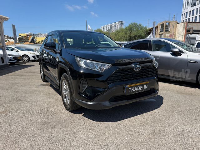 מודעת רכב טויוטה RAV4 2