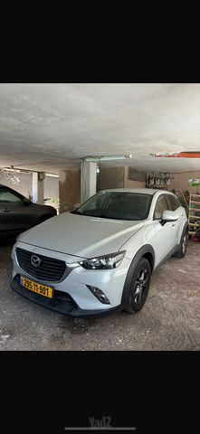 מודעת רכב מאזדה CX-3