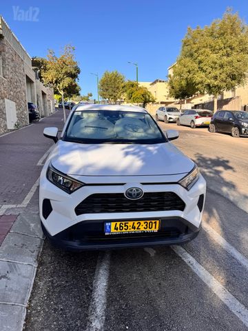 מודעת רכב טויוטה RAV4