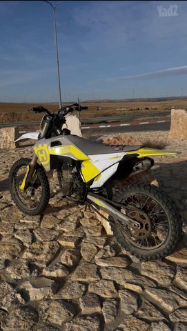 מודעת רכב הוסקוורנה FC450