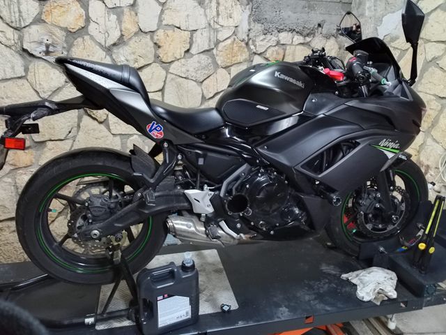 מודעת רכב קאוואסאקי נינג'ה 650