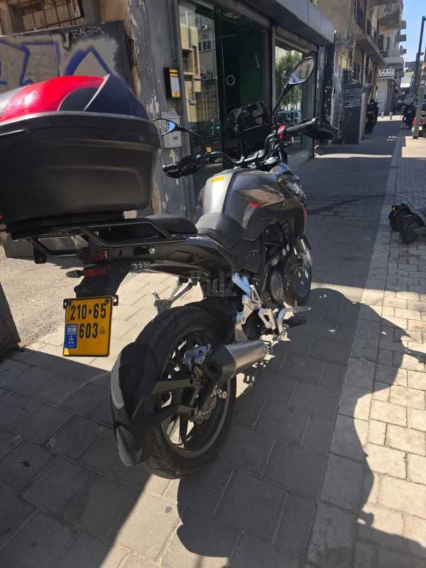 מודעת רכב בנלי TRK251