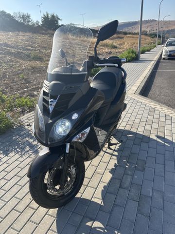 מודעת רכב סאן יאנג ג'וי רייד 200