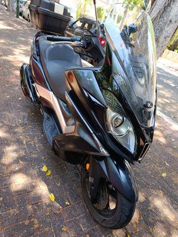 מודעת רכב קימקו דאון-טאון 350