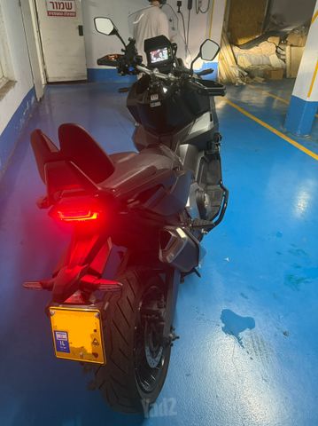 מודעת רכב הונדה X-ADV750