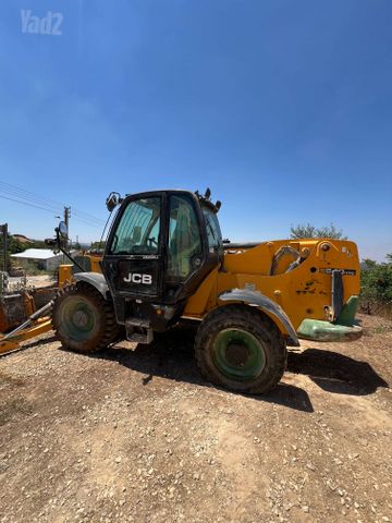 מודעת רכב מעמיס טלסקופי