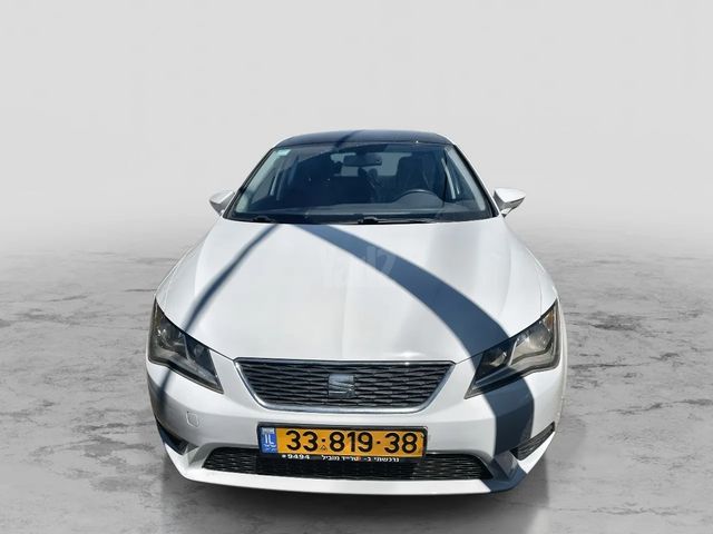 מודעת רכב סיאט לאון