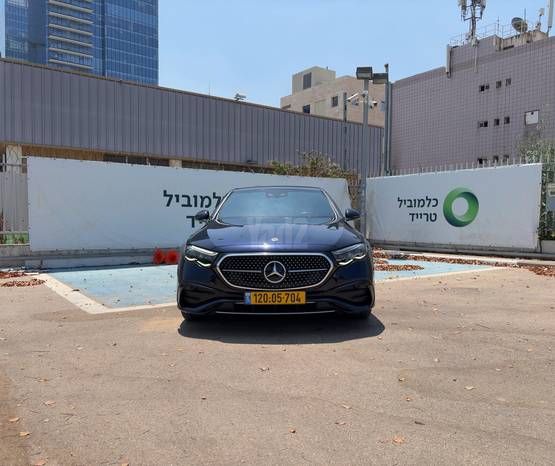 מודעת רכב מרצדס-בנץ E-class