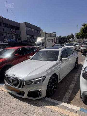 מודעת רכב ב מ וו סדרה 7