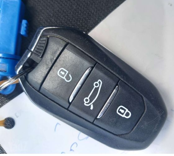 מודעת רכב סיטרואן C4 פיקאסו