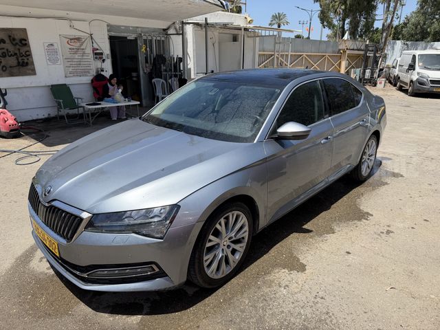 מודעת רכב סקודה סופרב