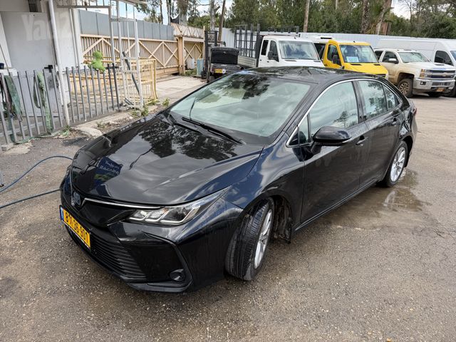 מודעת רכב טויוטה קורולה
