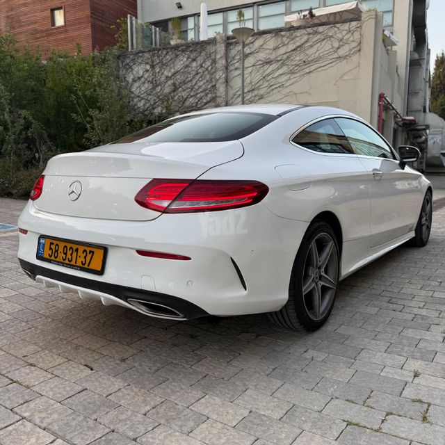 מודעת רכב מרצדס-בנץ C-class