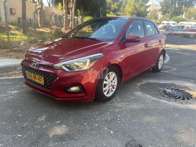 מודעת רכב יונדאי i20