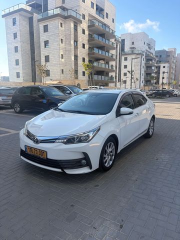 מודעת רכב טויוטה קורולה