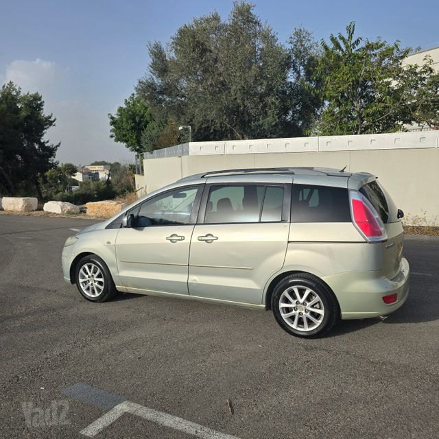 מודעת רכב מאזדה 5