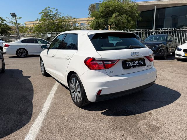 מודעת רכב אאודי A1 1