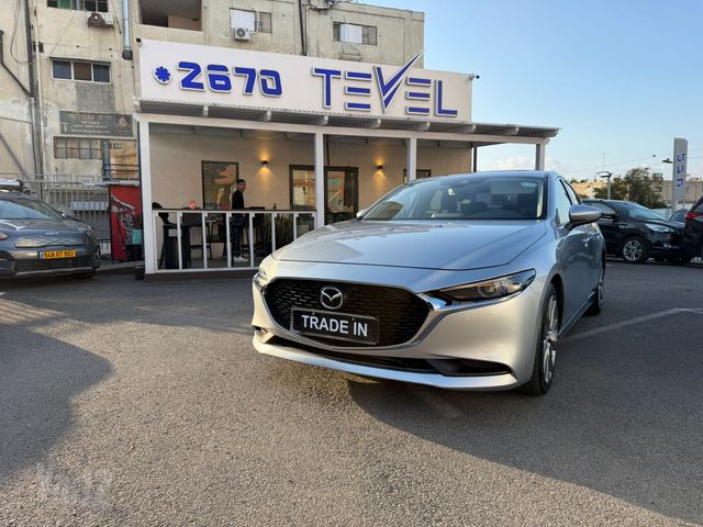 מודעת רכב מאזדה 3