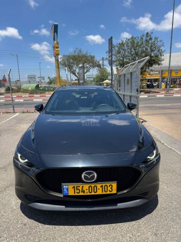 מודעת רכב מאזדה 3