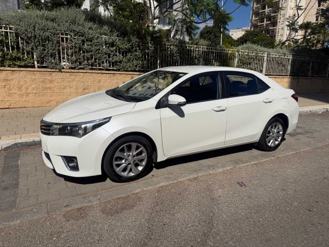 מודעת רכב טויוטה קורולה