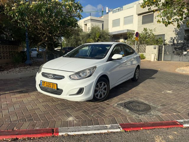 מודעת רכב יונדאי אקסנט i25