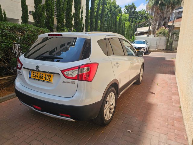 מודעת רכב סוזוקי קרוסאובר