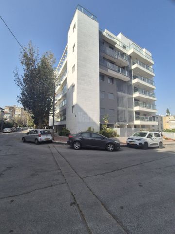 מטולה 15